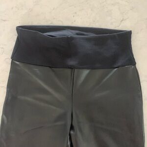 Spanx Assets faux leather leggings - black - size M